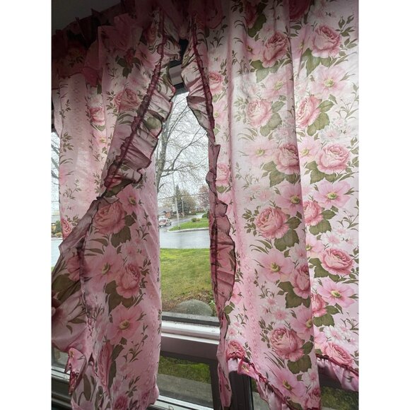 Vintage 70s pleated curtains, cabbage roses pink floral, ruffle double panels - Picture 4 of 10